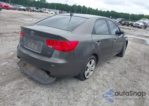 2010 Kia Forte Ex z USA, uszkodzony, nr VIN KNAFU4A20A5310883